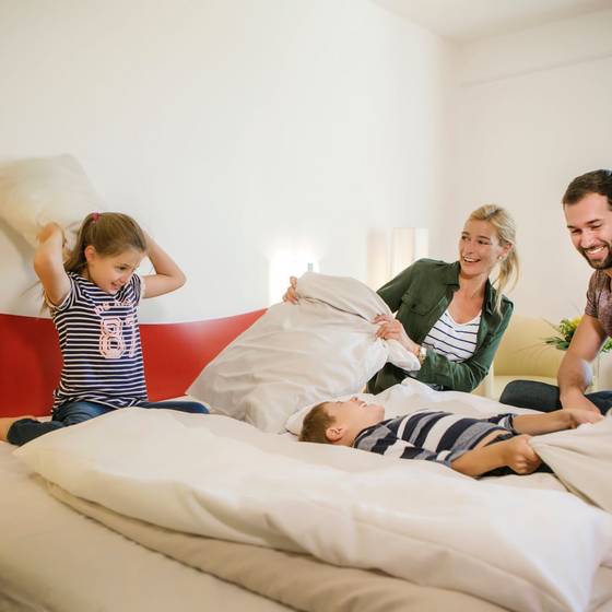 Familienzimmer in der H2O Kindertherme (Foto: Eisenberger)