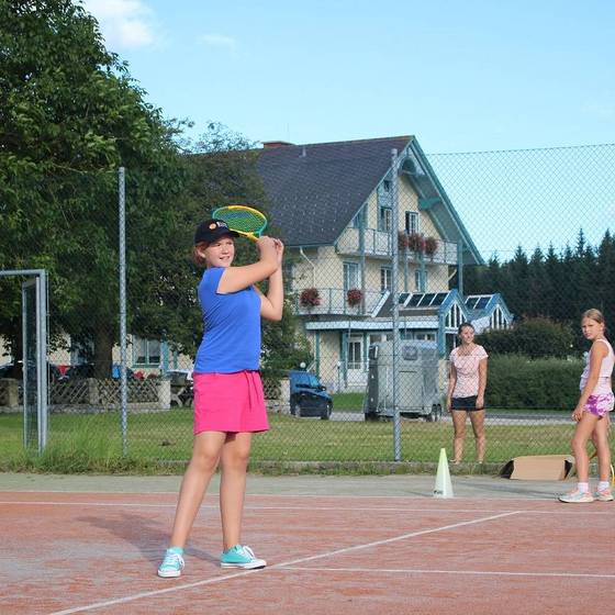 Spiel & Spaß am Tennisplatz (Foto: Das Leitner Home & Horse, Karin Leitner)