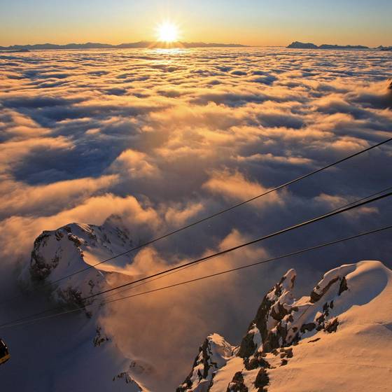 Sonnenausfgang am Dachstein-Gletscher (Foto: Herbert Raffalt)