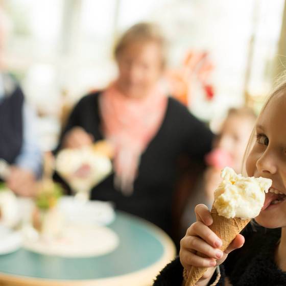 Eis-Paradies Familienhotel Herbst (Foto: Karl Schrotter)