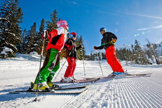 Skifahren auf der Planneralm (Foto: Tom Lamm)