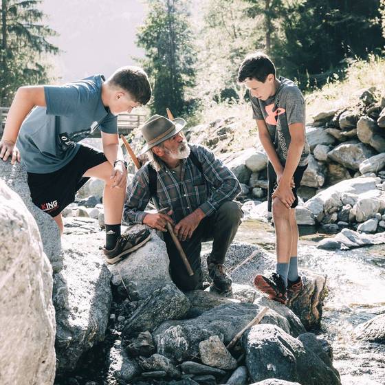 Mineraliensuche (Stegerhof, Foto: Armin Walcher)